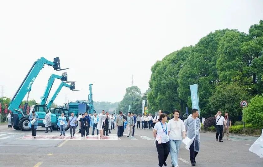2025 CICEE | 为客户创造价值,安博电竞·(anbo)官方网站
智能客户交流会圆满举办