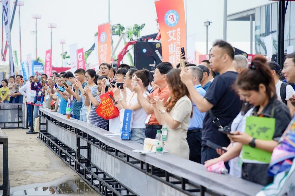 2025 CICEE | 安博电竞·（anbo）官方网站
智能实力闪耀2025长沙国际工程机械展