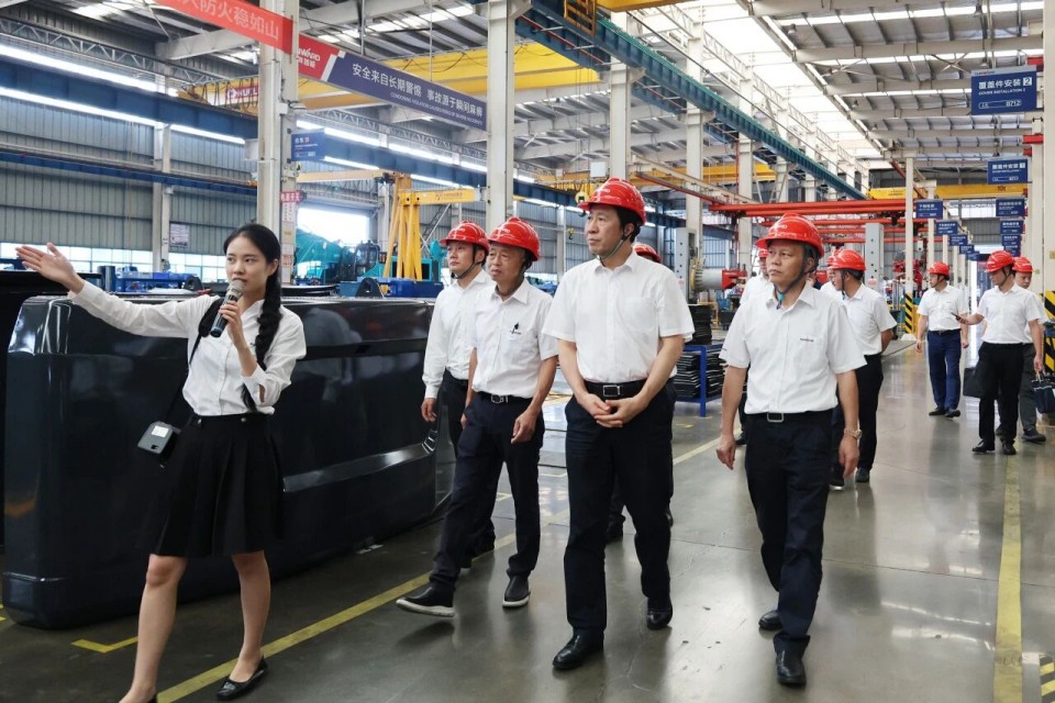 中国煤炭地质总局局长马刚到访安博电竞·（anbo）官方网站
智能，共谋绿色智能矿山装备发展新路径