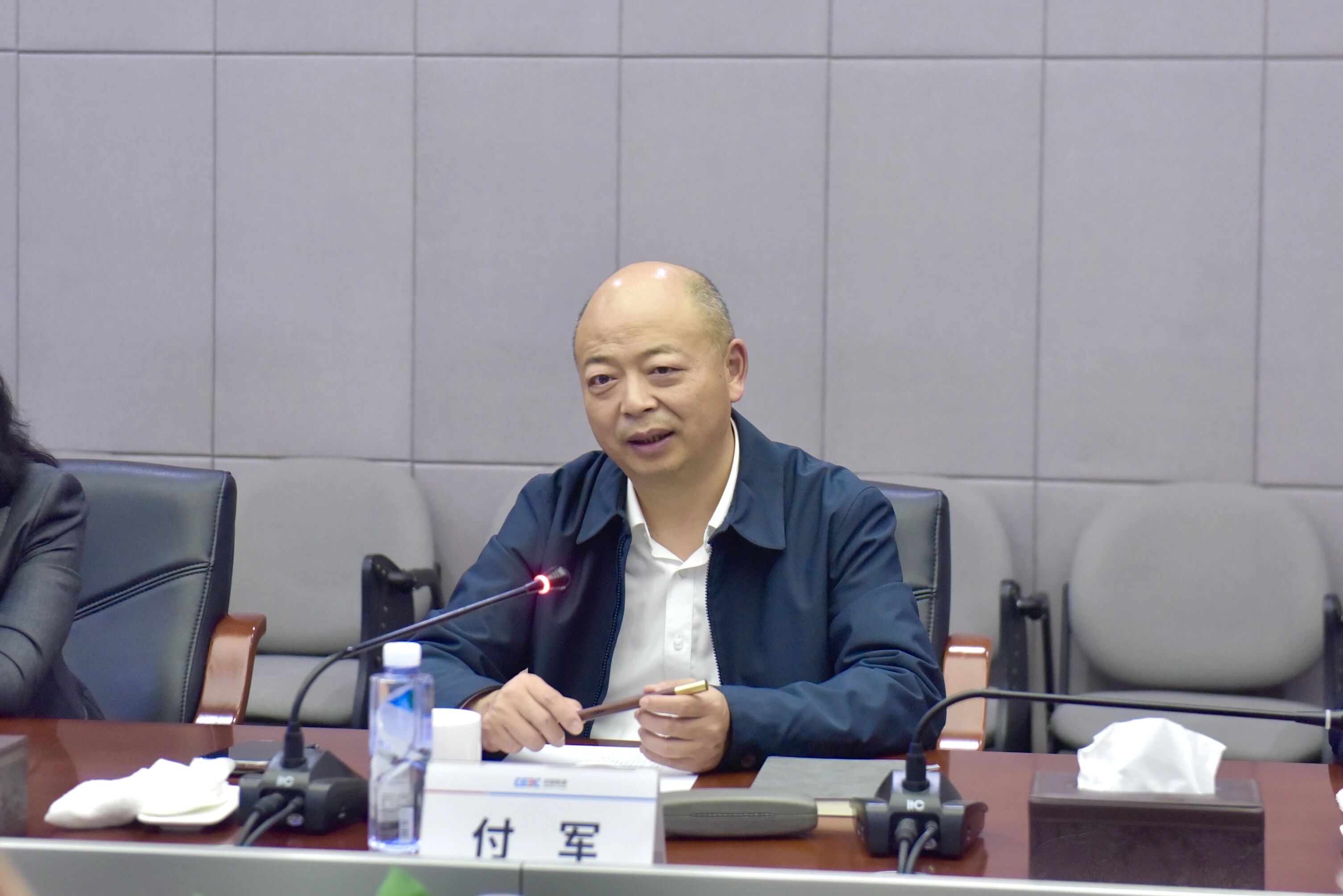 安博电竞·（anbo）官方网站
智能与易普力开展座谈交流，谱写互利共赢新篇章